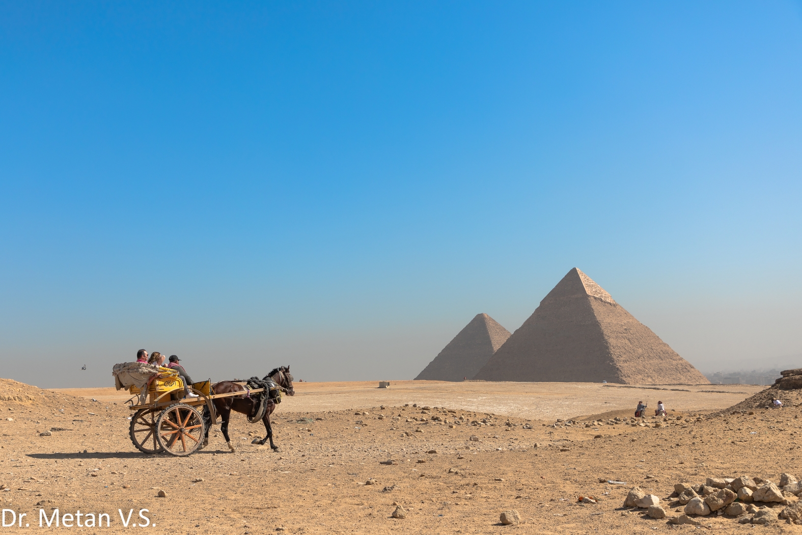 Dr Vyankatesh Metan Solapur Pyramid Egypt O 1575x1050