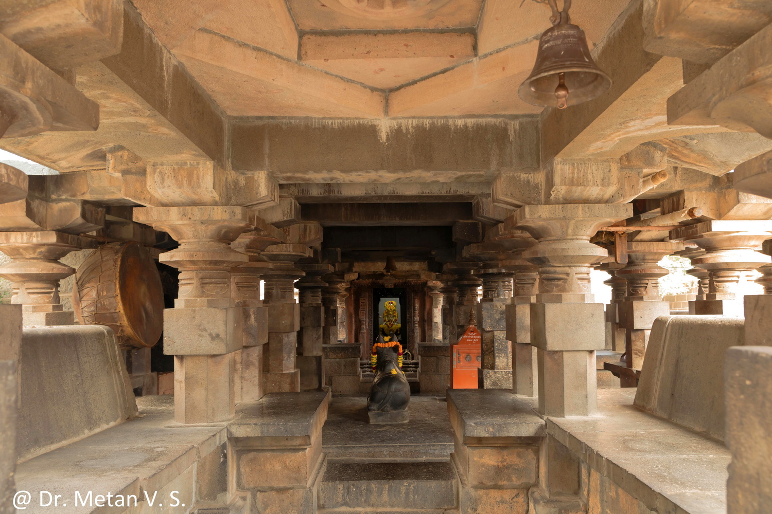 Shri Sangmeshwar Temple Hattarsang Kudal sangam image Solapur Dr Vyankatesh Metan I