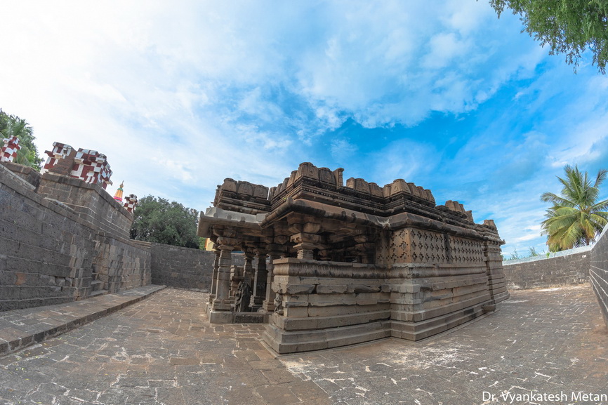 10 Shri Harihareshwar Temples Hattarsang Kudal sangam image Solapur Dr Vyankatesh Metan V90 1