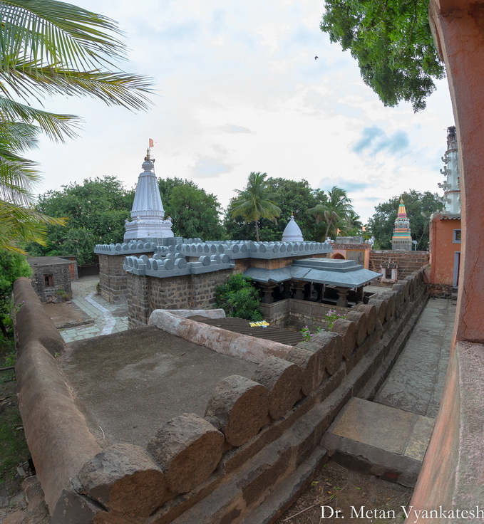 4 Shri Sangmeshwar Temple Hattarsang Kudal sangam Solapur Dr Vyankatesh Metan B 1