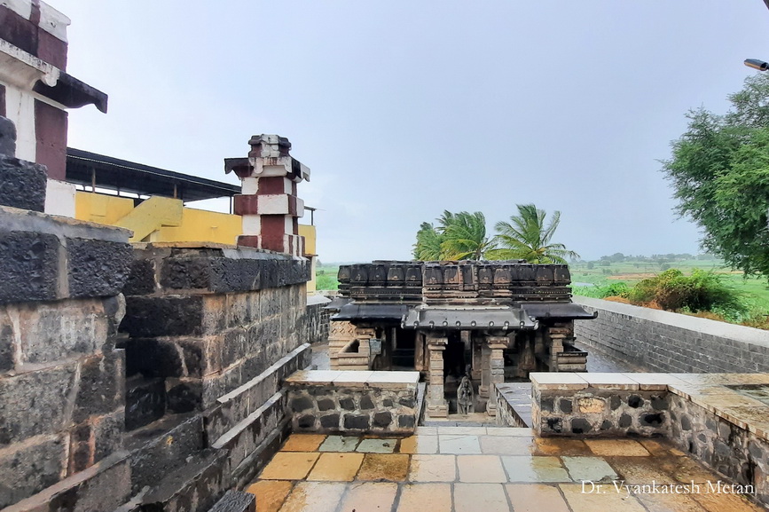 Harihareshwar temple at Kudal Sangam Hattarsang Solapur image by Dr Vyankatesh Metan 3 1