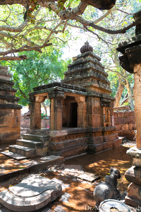 Shiva temple in Mahakuteshwara temples complex Mahakuta image by Dr Vyankatesh Metan from Solapur 36