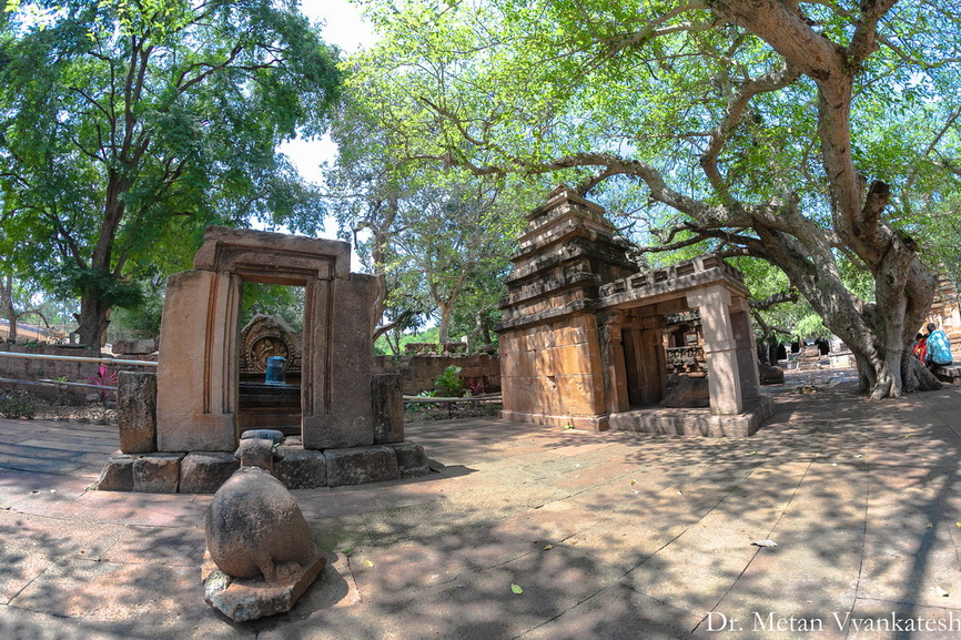 Shiva temple in Mahakuteshwara temples complex Mahakuta image by Dr Vyankatesh Metan from Solapur 7 1